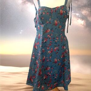 Lily Rose Blue Floral Dress double lined lightly padded